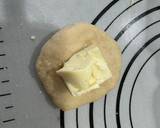 A picture of step 3 of Cheesy Pandesal.