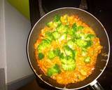 A picture of step 4 of Creamy Chicken with broccoli.