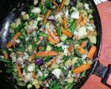 A picture of step 3 of Stir fried vegetables.