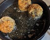 A picture of step 5 of ★ Fried stuffed shiitake mushrooms ★.