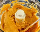 A picture of step 10 of Pumpkin Hummus.