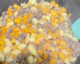 A picture of step 9 of Gnocchi with Butternut Squash and Italian Sausage.