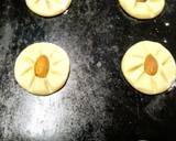 A picture of step 2 of Golden lemon almond cookies.