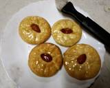 A picture of step 3 of Golden lemon almond cookies.