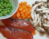 A picture of step 2 of Rice with Colorful Autumn Vegetables (Gomoku Takikomi Gohan).