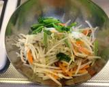 A picture of step 5 of Chicken Soboro Rice Bowl With Lots Of Vegetables.