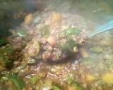 A picture of step 3 of Mandys meat and vegetable spaghetti sauce.