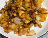 รูปขั้นตอนการทำที่ 5 ของ ไก่ผัดเม็ดมะม่วง สูตรพริกเผา