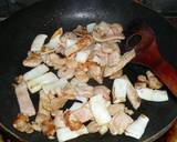 A picture of step 2 of Chop Suey Rice Bowls with Lots of Vegetables.