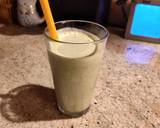 A picture of step 4 of Berry-Spinach Vanilla Shake.