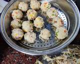 A picture of step 4 of Vermicelli vegetables balls.