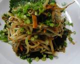 A picture of step 8 of Tofu Hamburgers Topped with Butter Soy Sauce and Vegetables.