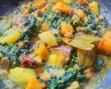 A picture of step 5 of Palong shak ghonto or Spinach mixed vegetable Curry.