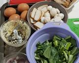 A picture of step 1 of Wat Tan Hor in Egg Gravy / Flat Rice Noodles in Egg Gravy.