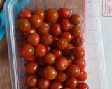 A picture of step 1 of Homemade pasta with cherry tomatoes sauce.