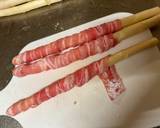 A picture of step 1 of Japanese Pork and Asparagus Roll.