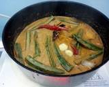 A picture of step 7 of Thai Red Vegetables Curry Linguine.