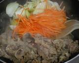 A picture of step 4 of Rich and Tasty Gochujang and Mayonnaise Flavored Pork and Vegetable Stir-Fry.