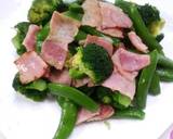 A picture of step 6 of Colourful Stir-fry with Green Vegetables.