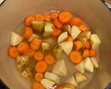 A picture of step 2 of Tomato (with carrot, red pepper and potato) soup.