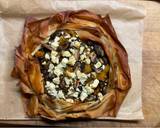 A picture of step 9 of Mushroom, chestnut and banana squash filo pie.