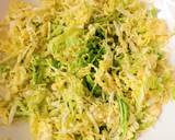 A picture of step 1 of White cabbage salad.