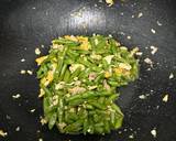 รูปขั้นตอนการทำที่ 5 ของ ถั่วฝักยาวผัดไข่🥚🫛