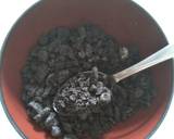 A picture of step 2 of Oreo Milo balls.