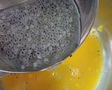 A picture of step 2 of Passion fruit squash.