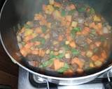 A picture of step 4 of Stir Fry Potatoes and Vegetables.