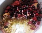 A picture of step 2 of Crockpot Mixed Berry French Toast.