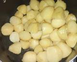 A picture of step 2 of Stir Fry Potatoes and Vegetables.