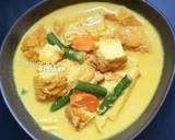 A picture of step 4 of Tofu and Veggies in Yellow Curry.