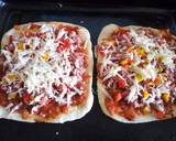 A picture of step 8 of Veggie meat pizza.