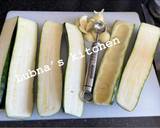 A picture of step 1 of Stuffed Courgette Boats:.