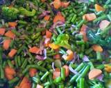 A picture of step 3 of Stir fry veggies.