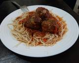 A picture of step 7 of Spaghetti & Meat Balls in tomato sauce.