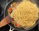 A picture of step 7 of 🍝 Aubergine, beef mince, fresh tomatoes pasta.