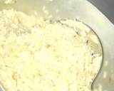 A picture of step 5 of Frying rice with egg and vegetables.