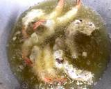 รูปขั้นตอนการทำที่ 2 ของ Peru Jalea 🍤ซีฟู้ดทอดกรอบแกล้มสลัดหอมแดงมะเขือเทศแบบเปรู 🍋🍎🍤🌶️