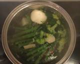 A picture of step 1 of Asparagus vegetables soup.