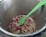 A picture of step 1 of Mushroom and celery soup.