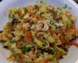 A picture of step 5 of Egg & vegetable stir fried rice.