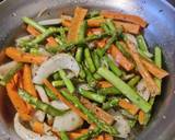 A picture of step 1 of Oven Cook Asparagus.