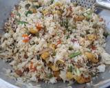 A picture of step 6 of Vegetable Fried Rice.