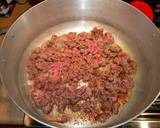 A picture of step 1 of Mike's Low Carb/Calorie Vegetable Beef Soup.