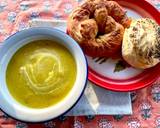 รูปขั้นตอนการทำที่ 7 ของ Pumpkin Soup with Raisin Pretzel & Raisin Bagel🥯🥨🎃 ซุปฟักทองทานคู่กับ เพรทเซลลูกเกดและเบเกิ้ลลูกเกด🥨🥯🍇