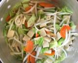 A picture of step 4 of Koya-Tofu(freeze-dried tofu) and Vegetable Stir Fry.