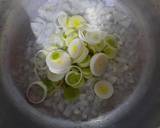 A picture of step 2 of Green maize- red bean salsa with vegetables.