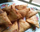 A picture of step 8 of Veggie samosa.